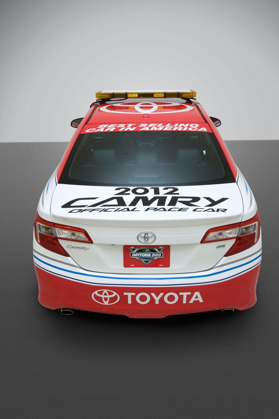  Toyota Camry SE Daytona 500 Pace Car 2012 года  (фото 7 из 15)